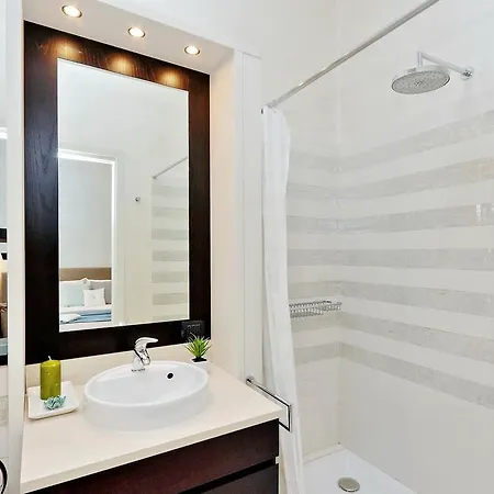 Joivy Fabulous Family For 4 With Terrace Next To Park Appartement *